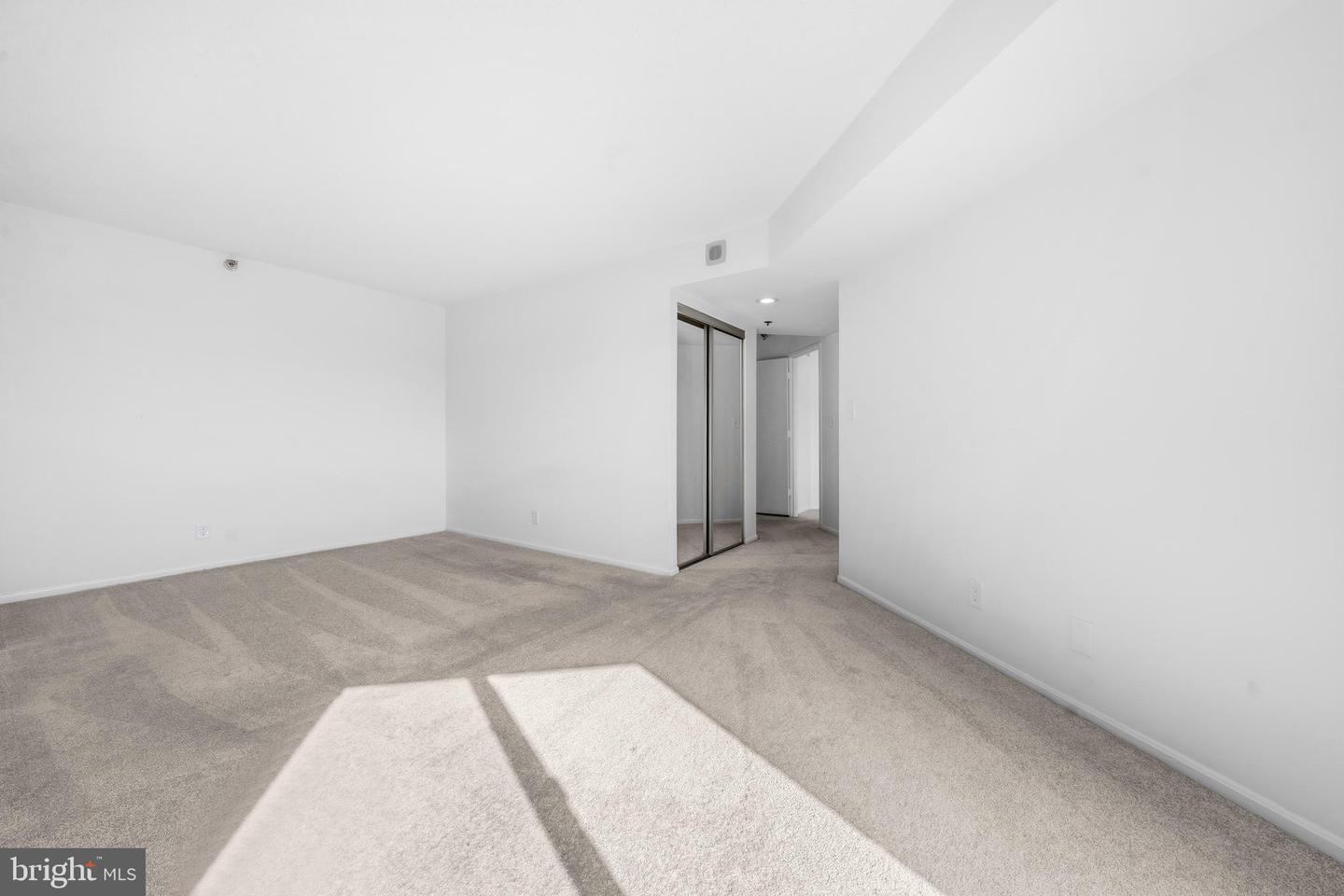 900 N Stafford St #2326 Property Photo 21