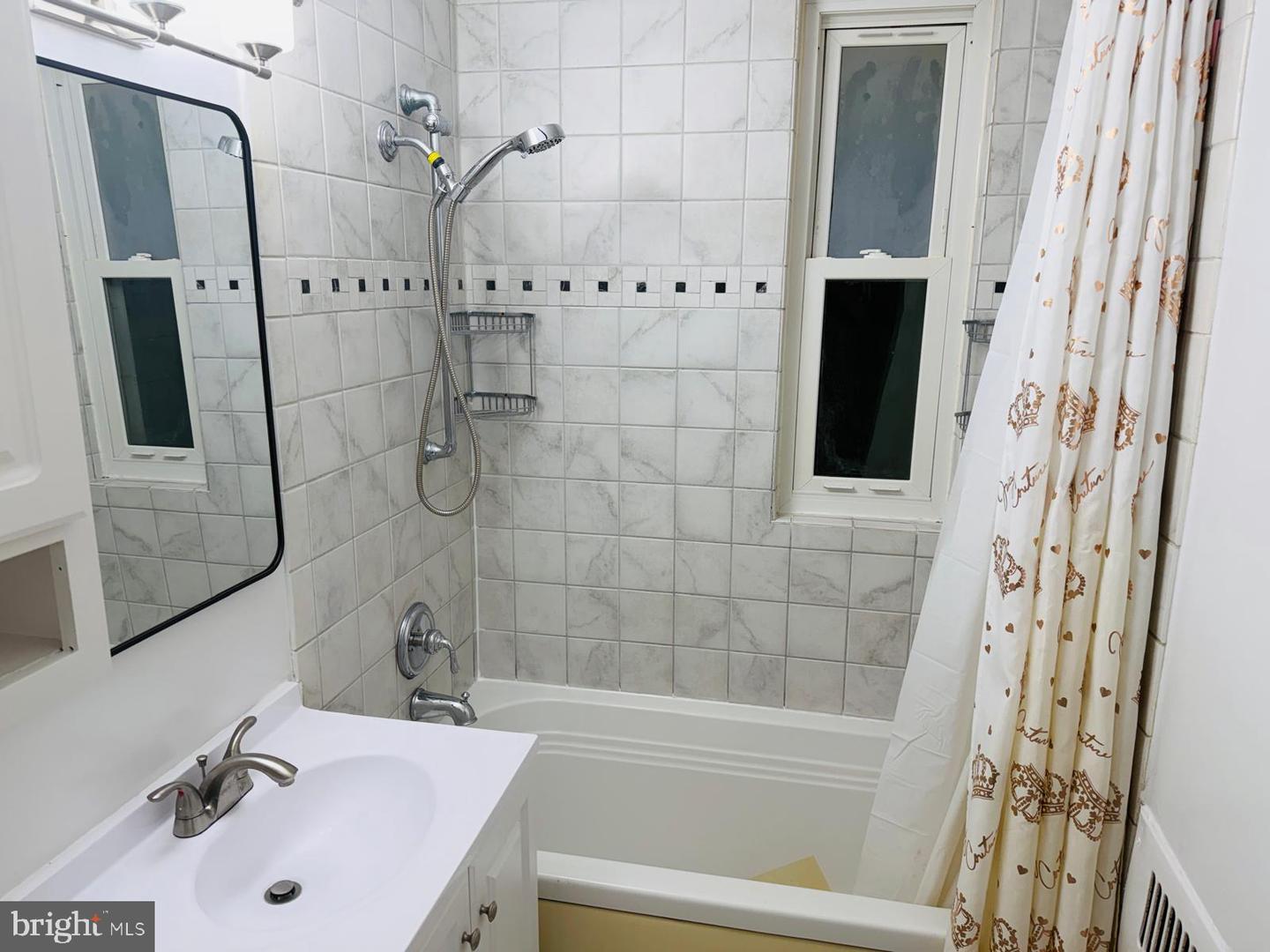 4316 N Pershing Dr #3 Property Photo 11