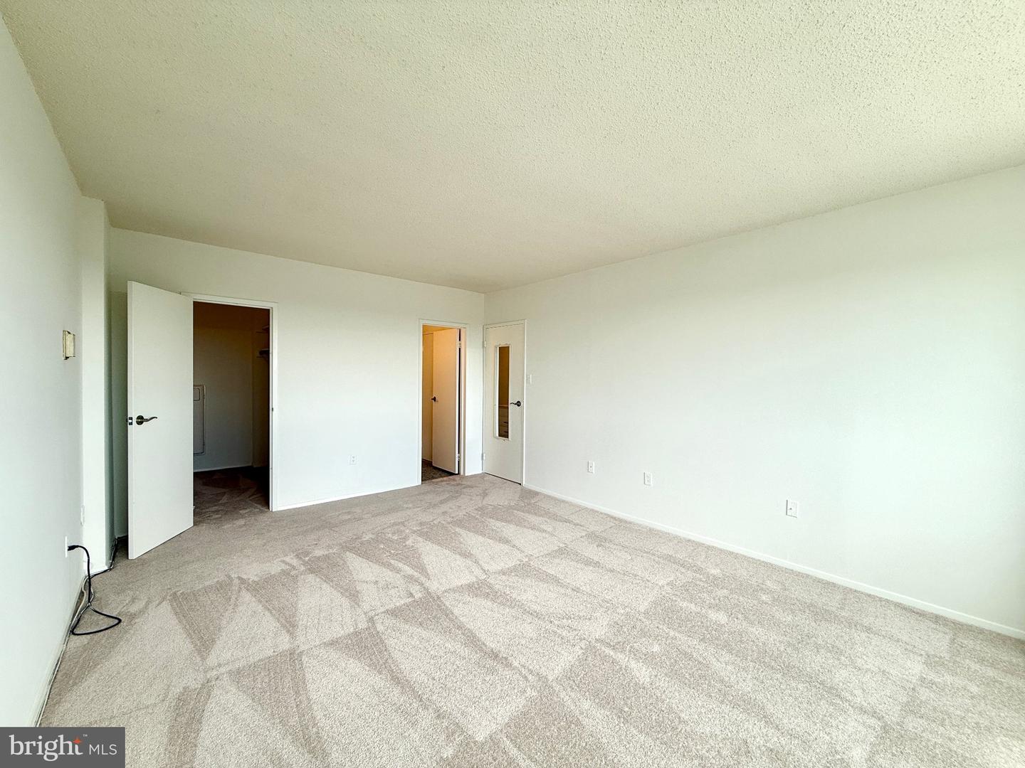4141 N Henderson Rd #1206 Property Photo 24