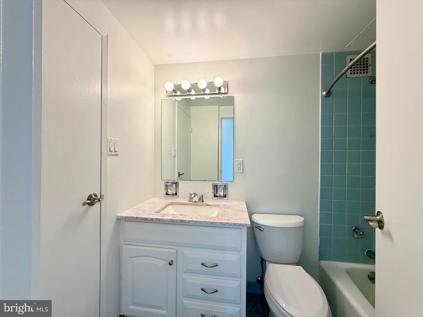 4141 N Henderson Rd #1206 Property Photo 29