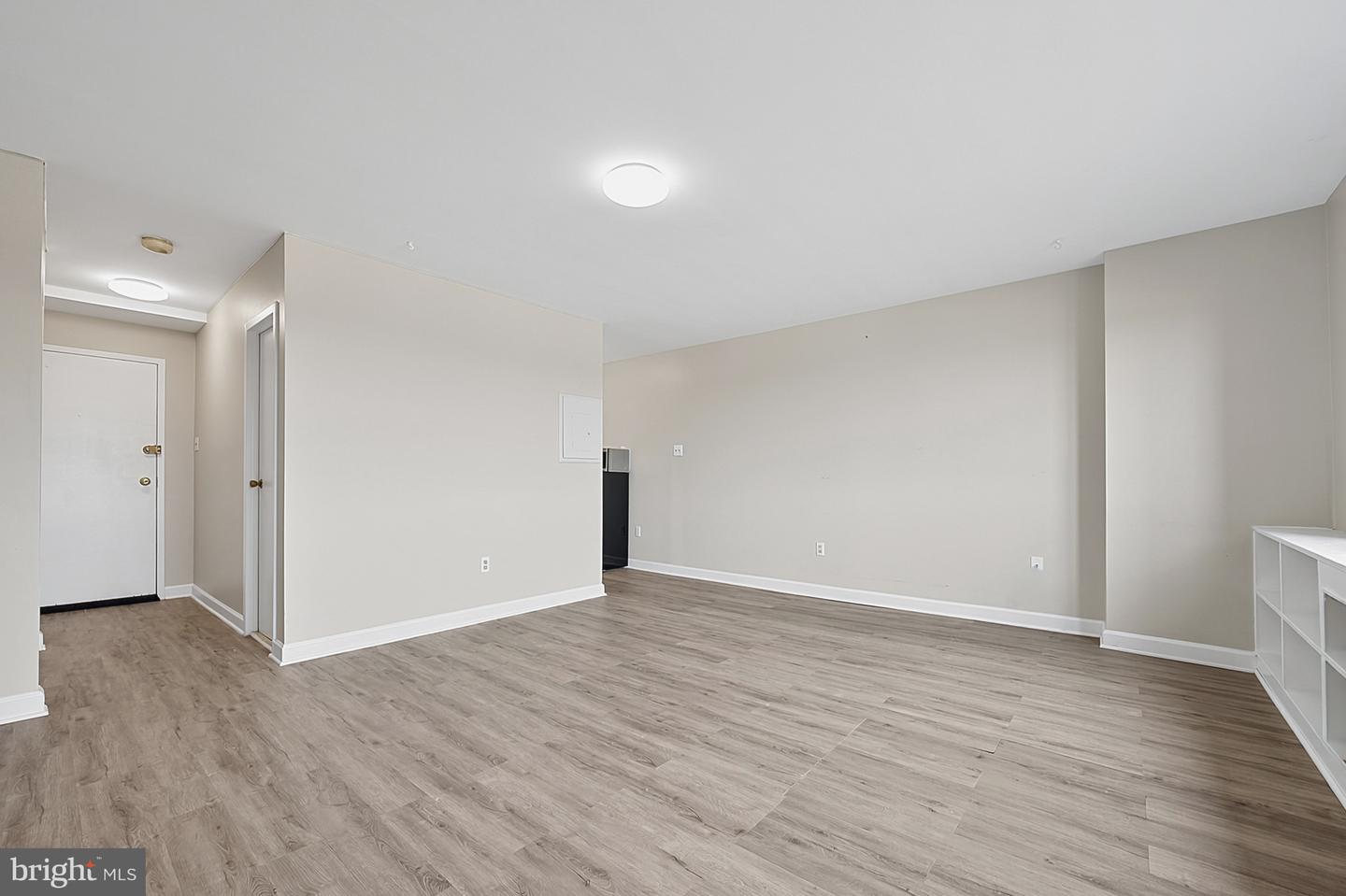 1011 Arlington Blvd #228 Property Photo 7