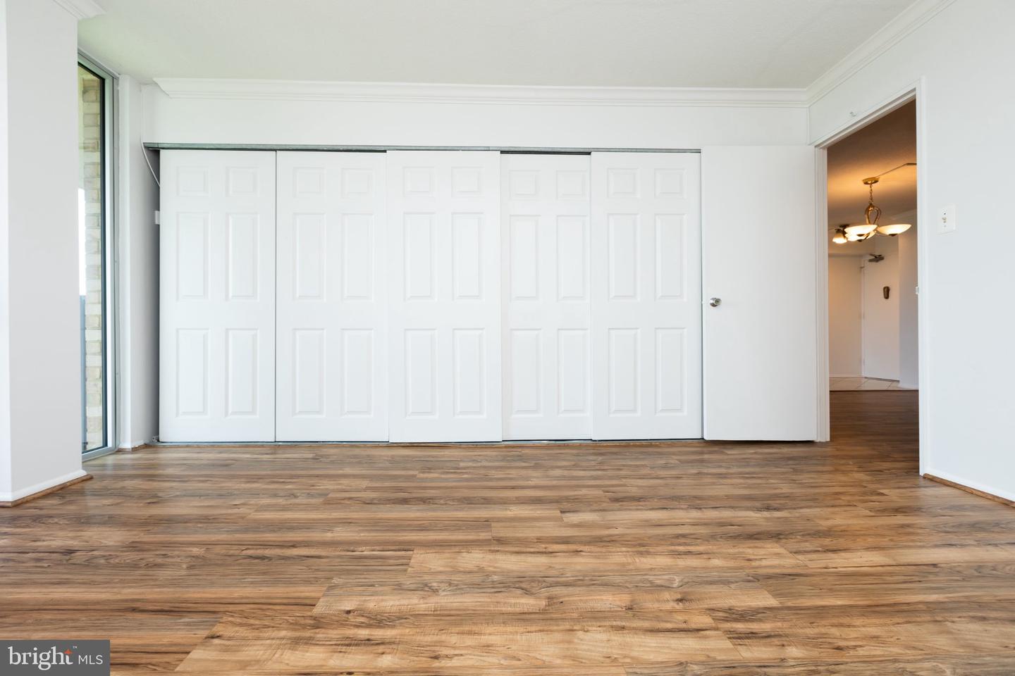 4600 S Four Mile Run Dr #1207 Property Photo 17
