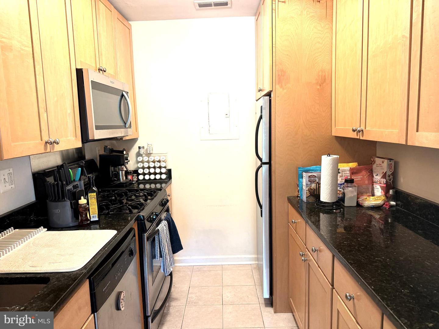 1730 Arlington Blvd #506 Property Photo 5