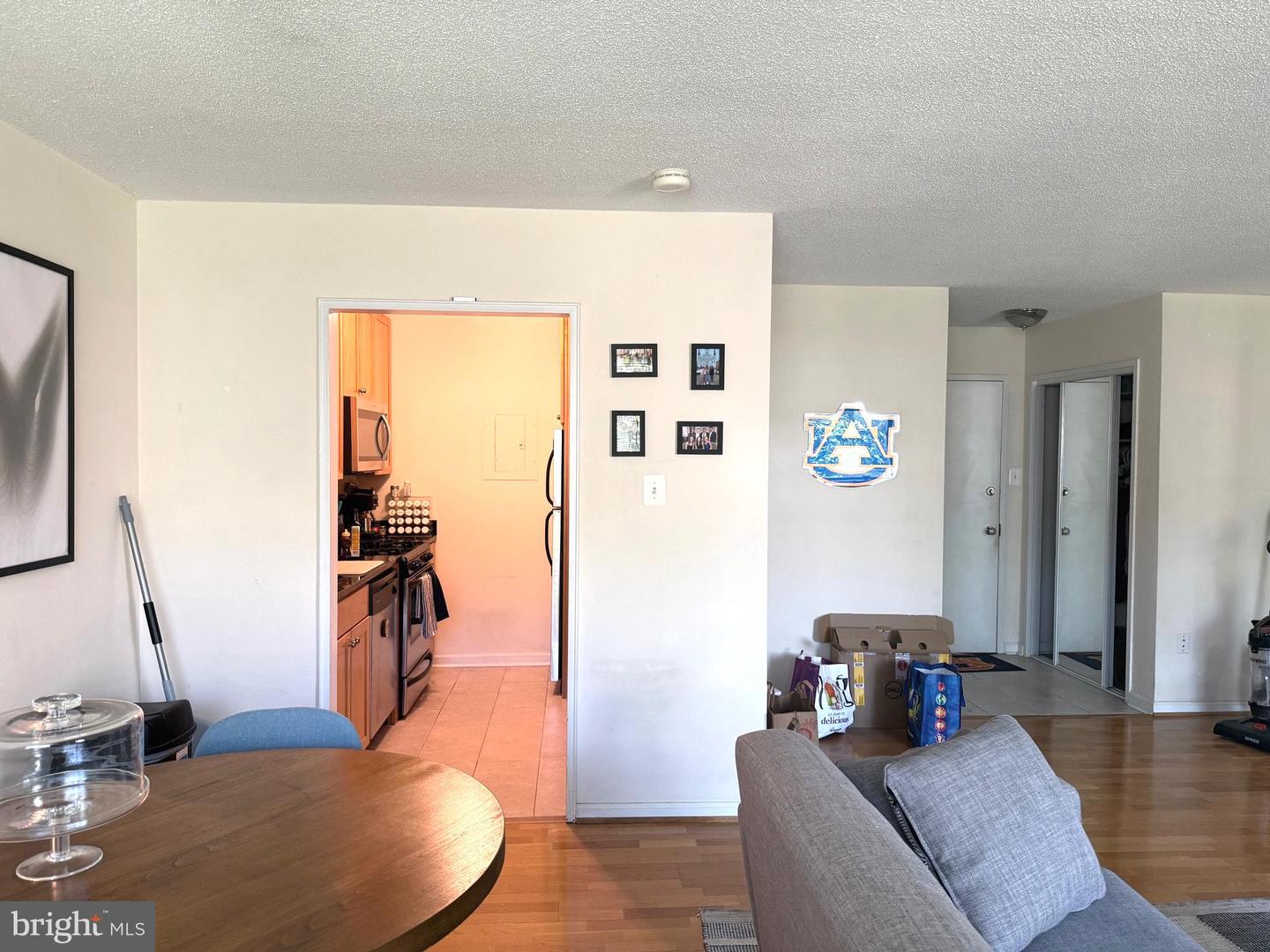 1730 Arlington Blvd #506 Property Photo 6