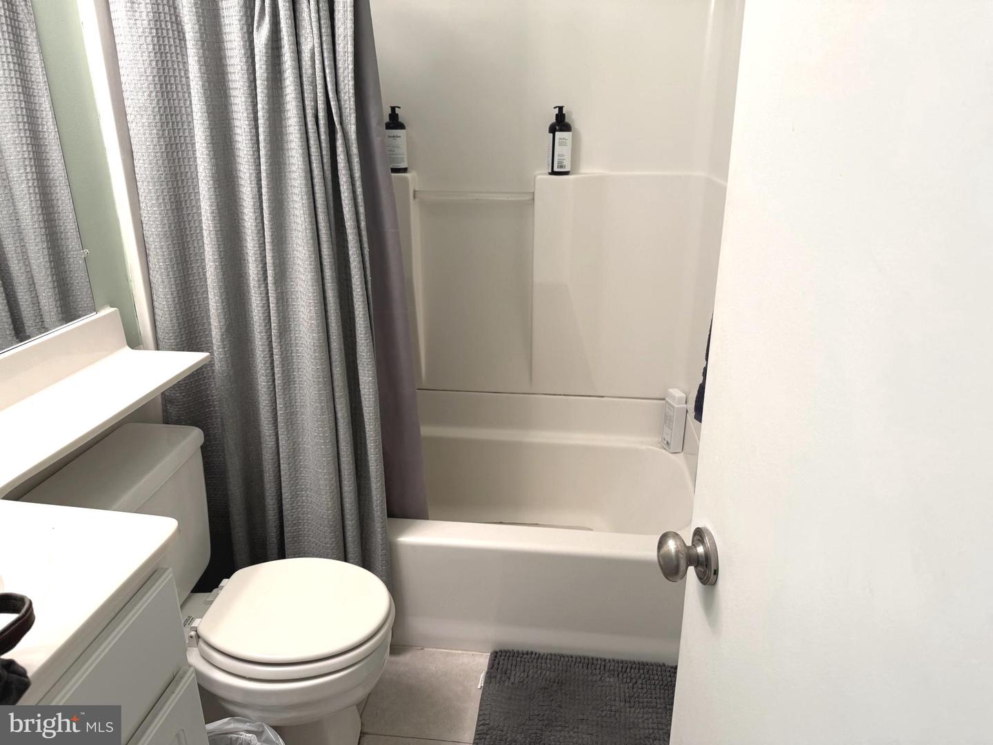 1730 Arlington Blvd #506 Property Photo 9