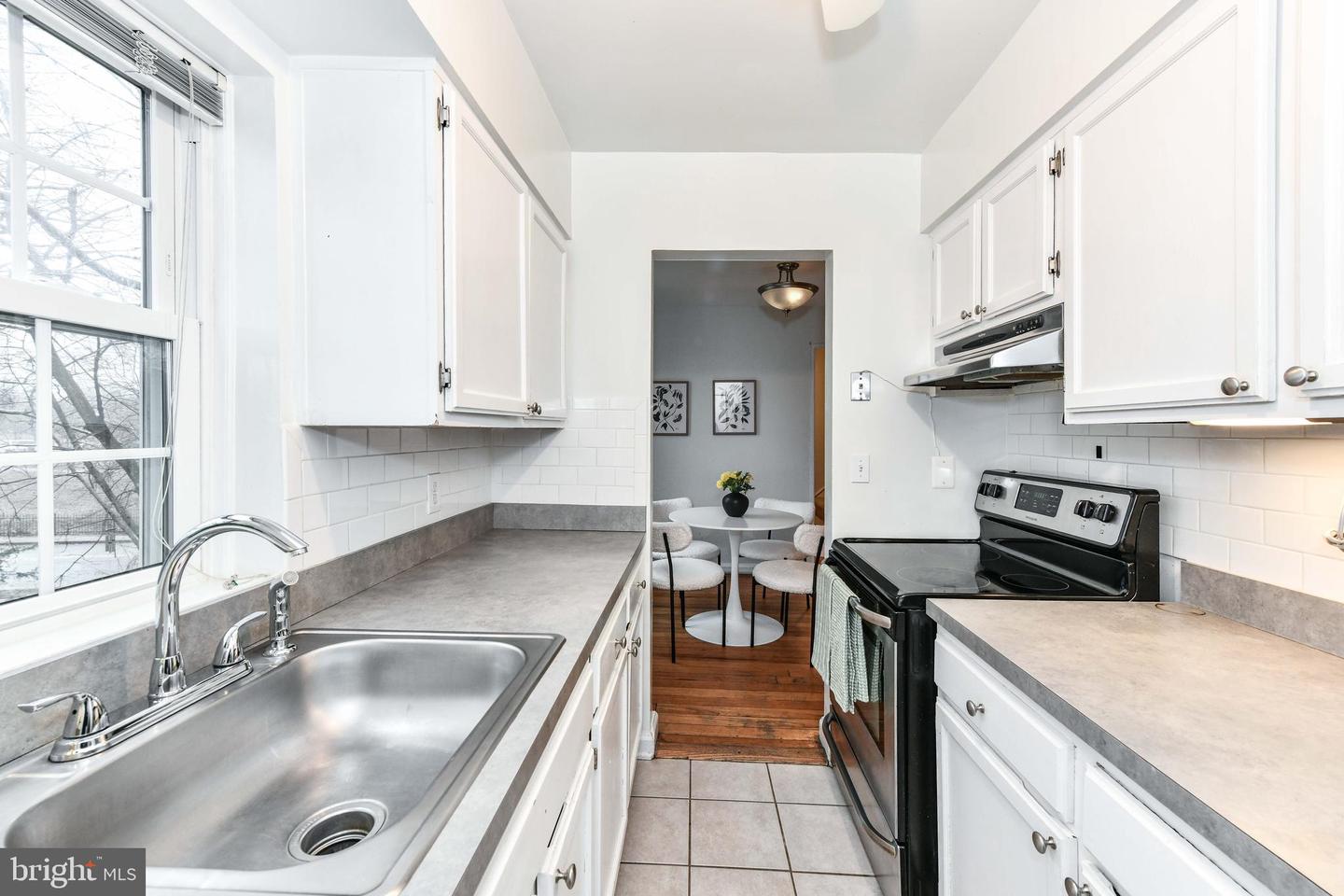 3279 S Stafford St #b2 Property Photo 15