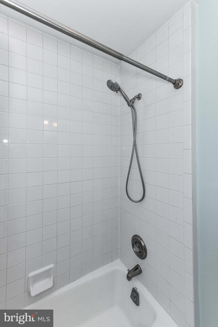 3279 S Stafford St #b2 Property Photo 20
