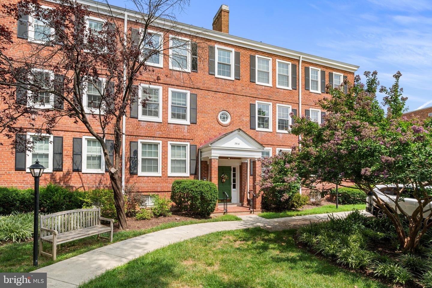 2916 S Buchanan St #b1 Property Photo 1