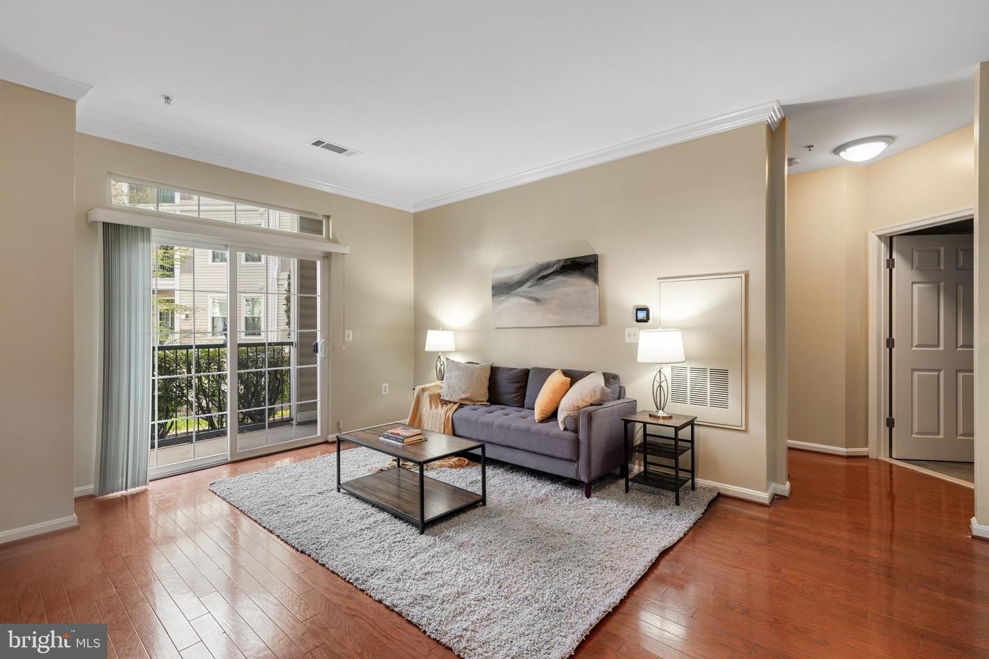 2465 Army Navy Dr #104 Property Photo 1