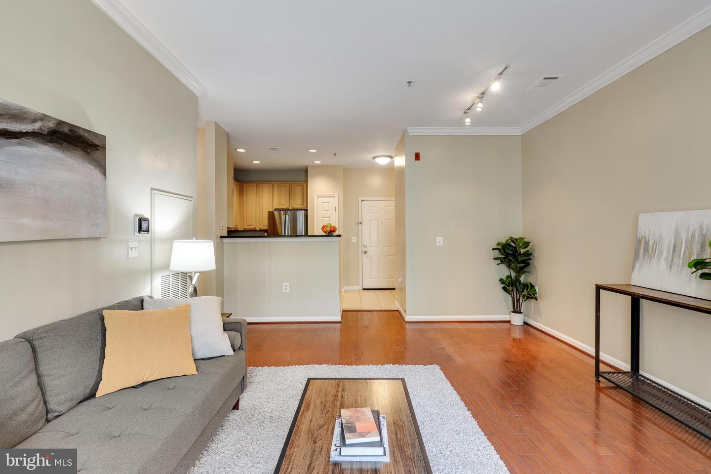 2465 Army Navy Dr #104 Property Photo 10