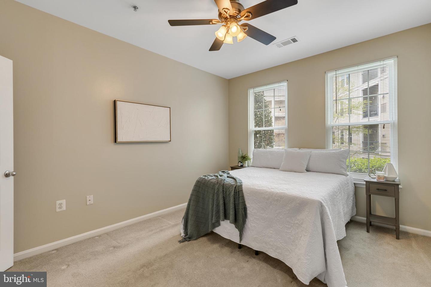 2465 Army Navy Dr #104 Property Photo 20