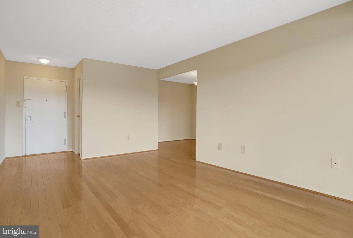 4500 S Four Mile Run Dr #424 Property Photo 21
