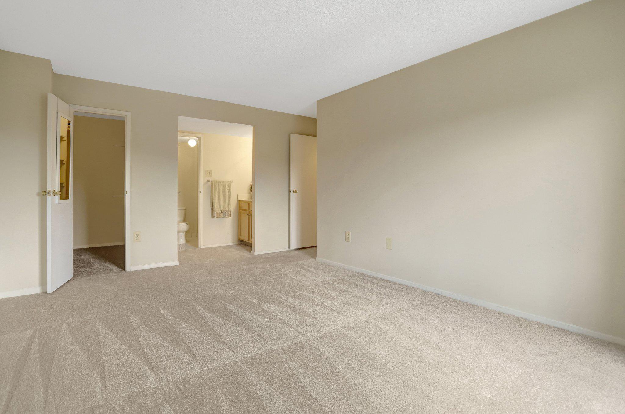 4500 S Four Mile Run Dr #424 Property Photo 32