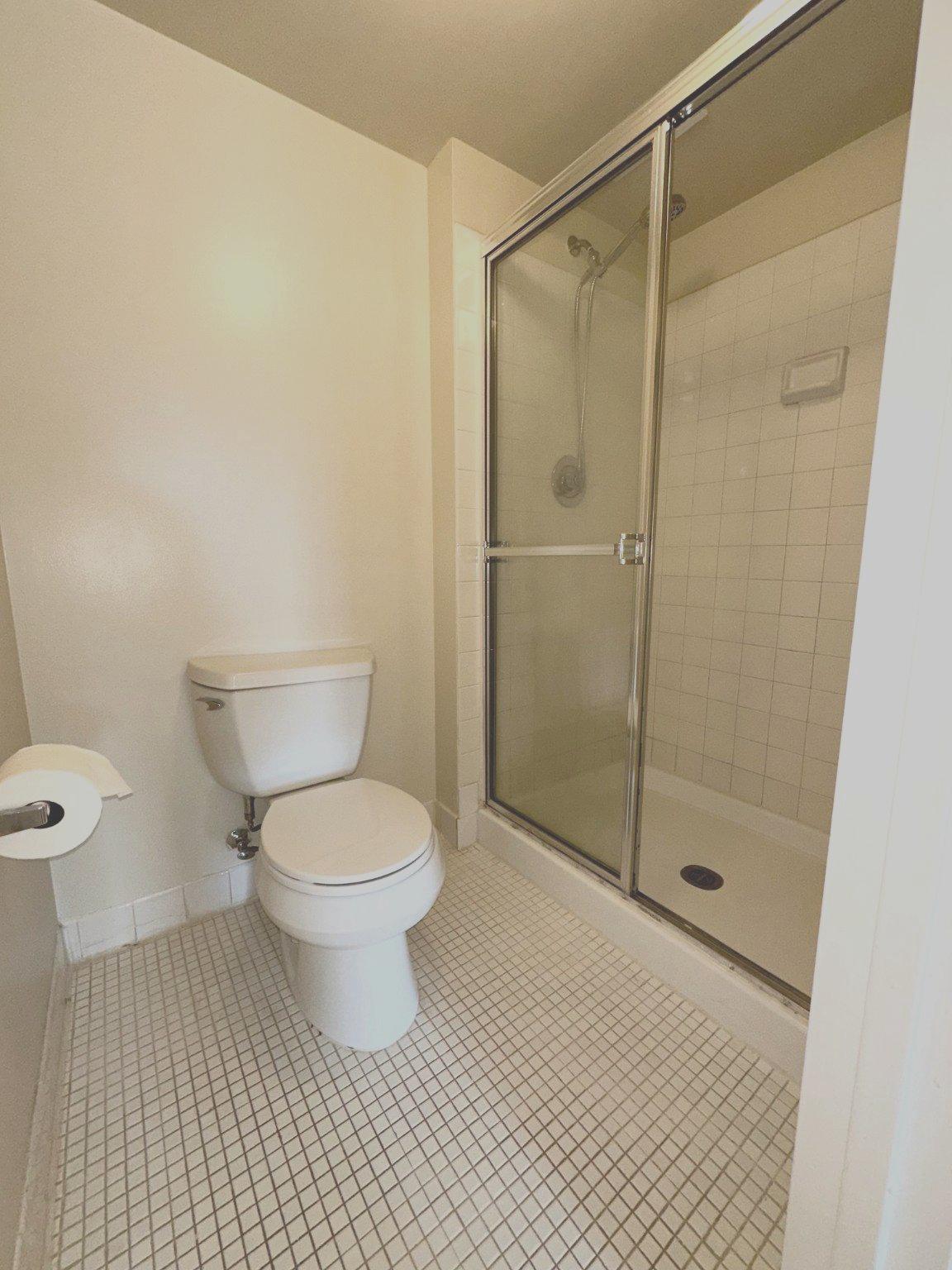 4500 S Four Mile Run Dr #424 Property Photo 36