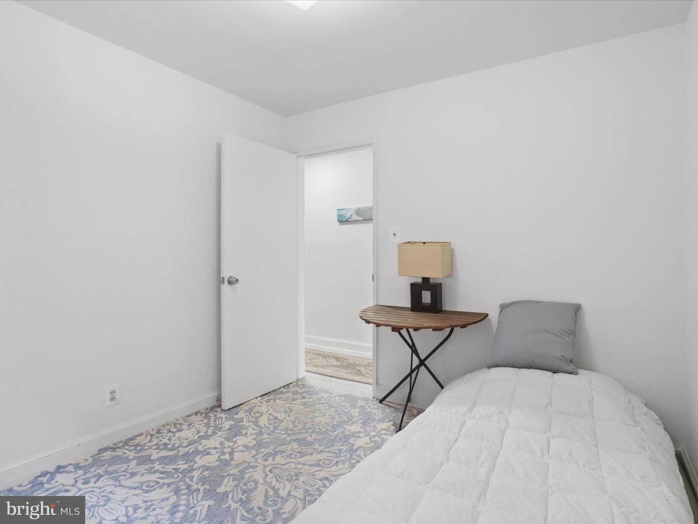 1581 N Colonial Ter #201-x Property Photo 19