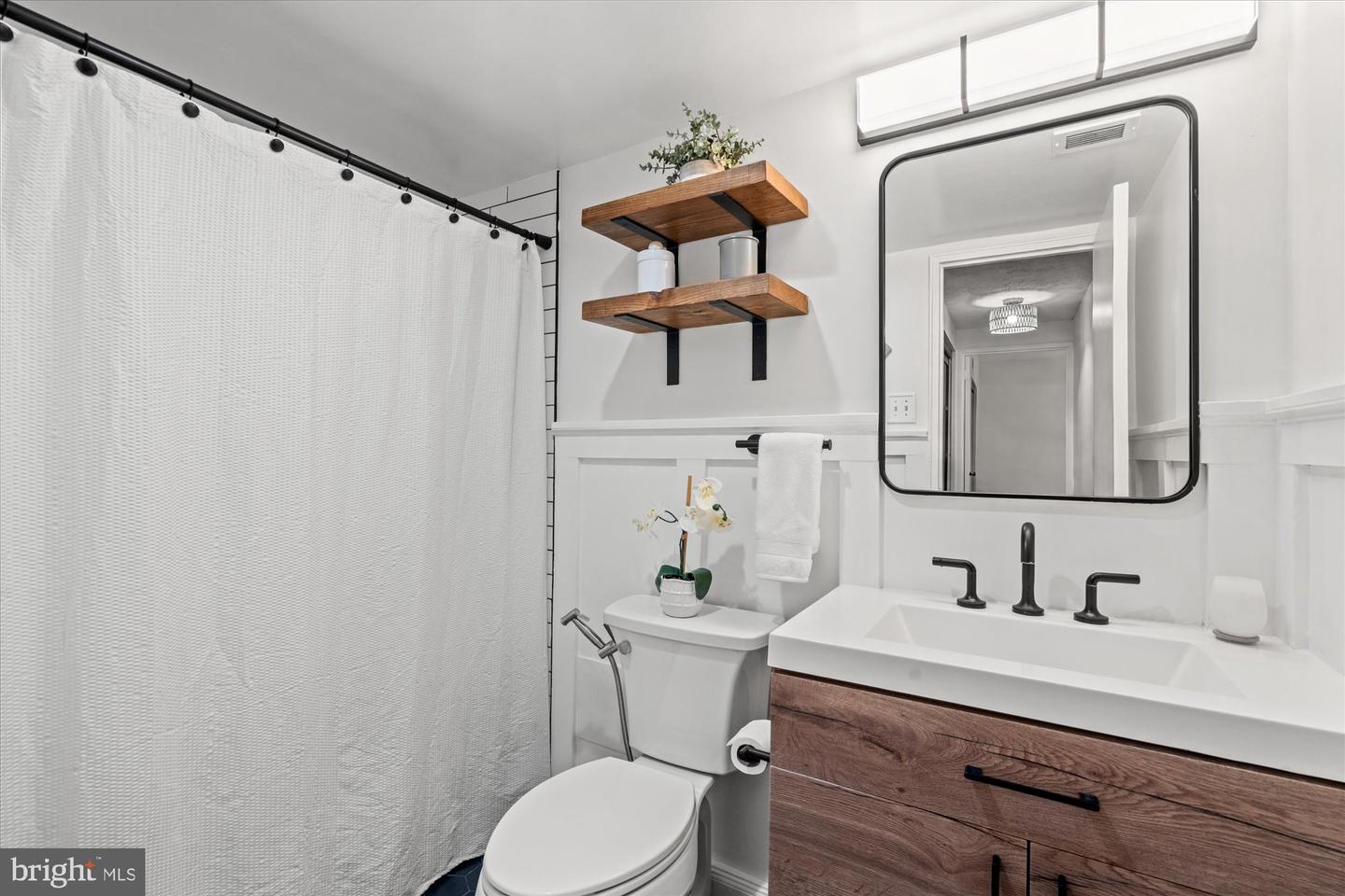 1730 Arlington Blvd #4 Property Photo 20