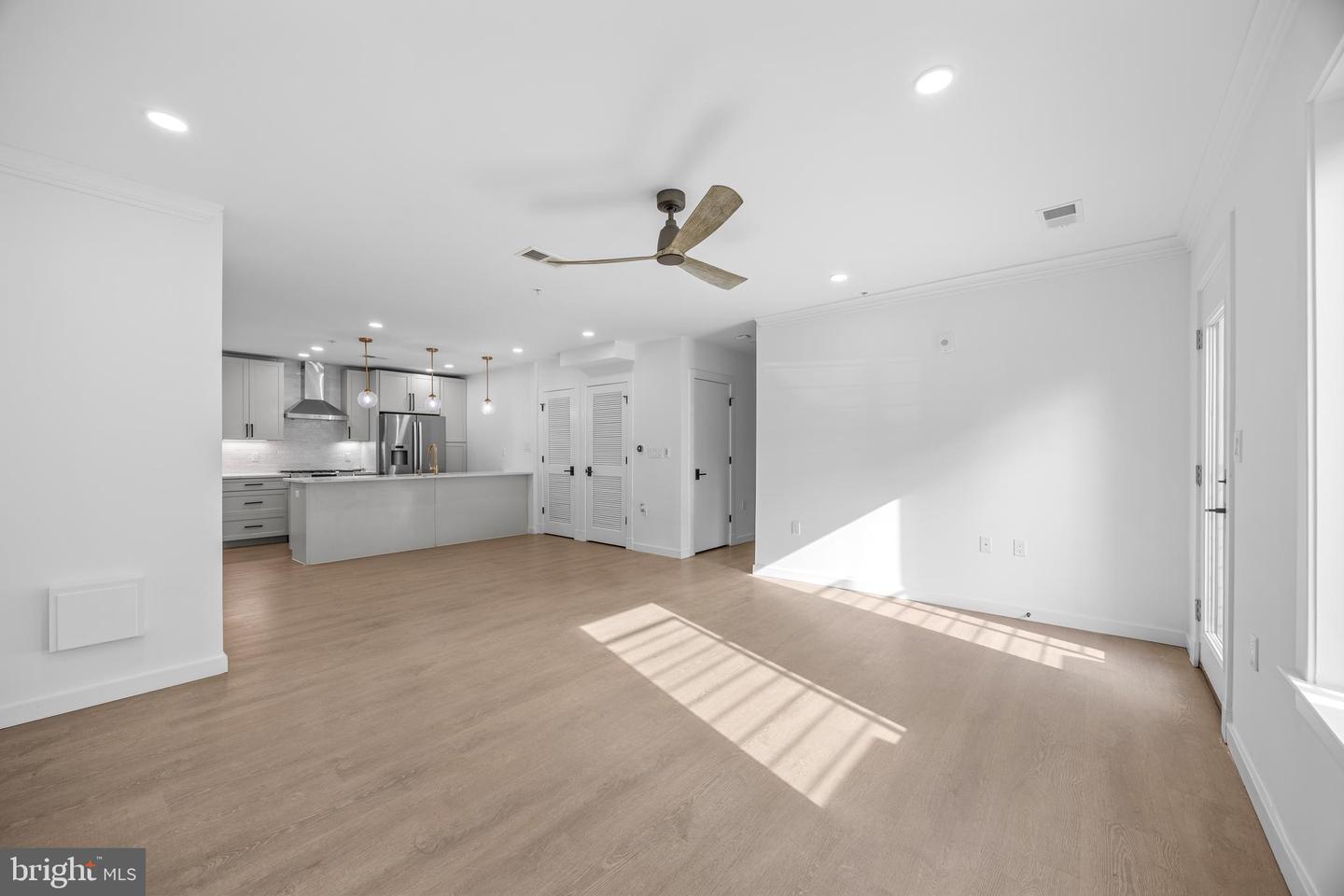 1201 N Quinn St #101 Property Photo 17
