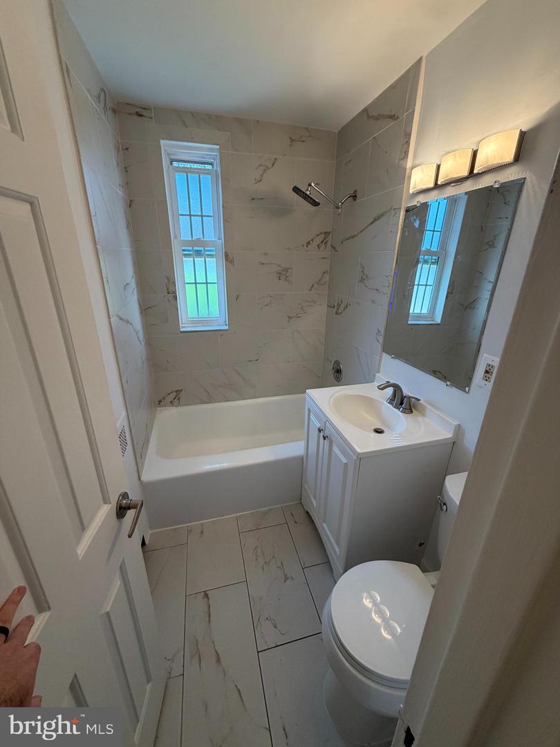 4326 N Pershing Dr #43261 Property Photo 9
