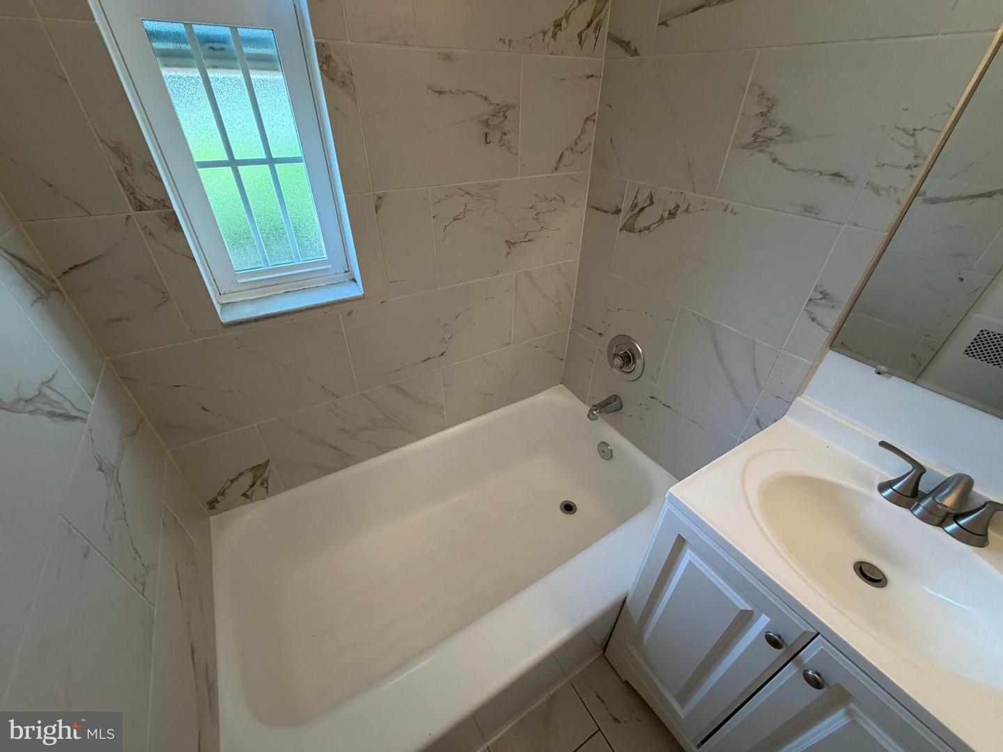 4326 N Pershing Dr #43261 Property Photo 10