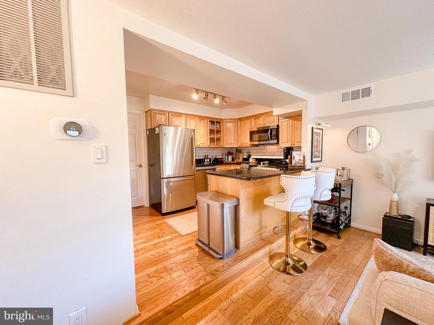 140 N Bedford St #a Property Photo 12