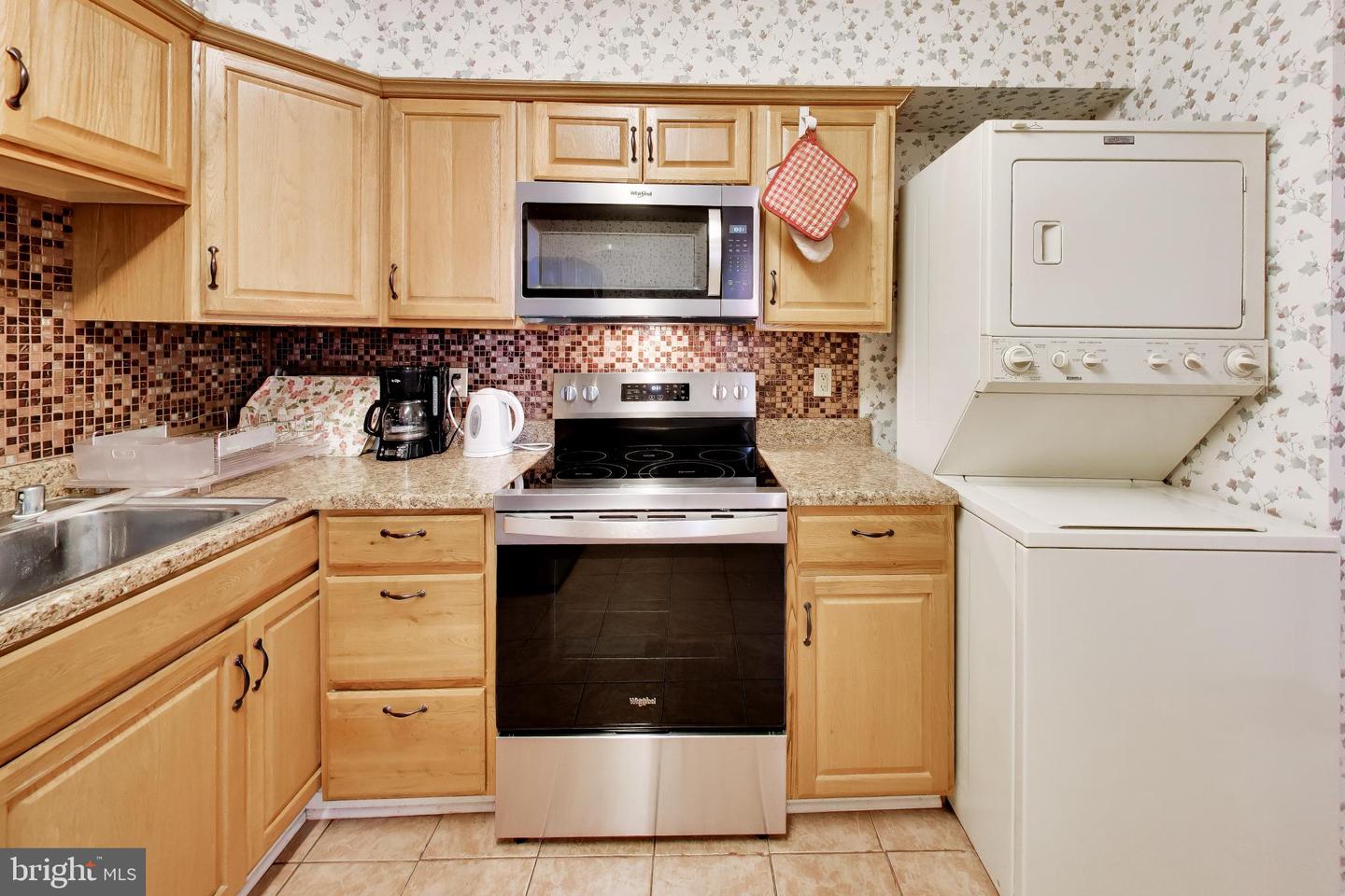 1805 Crystal Dr #1102s Property Photo 9
