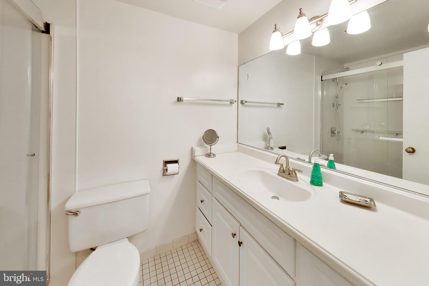 1805 Crystal Dr #1102s Property Photo 15
