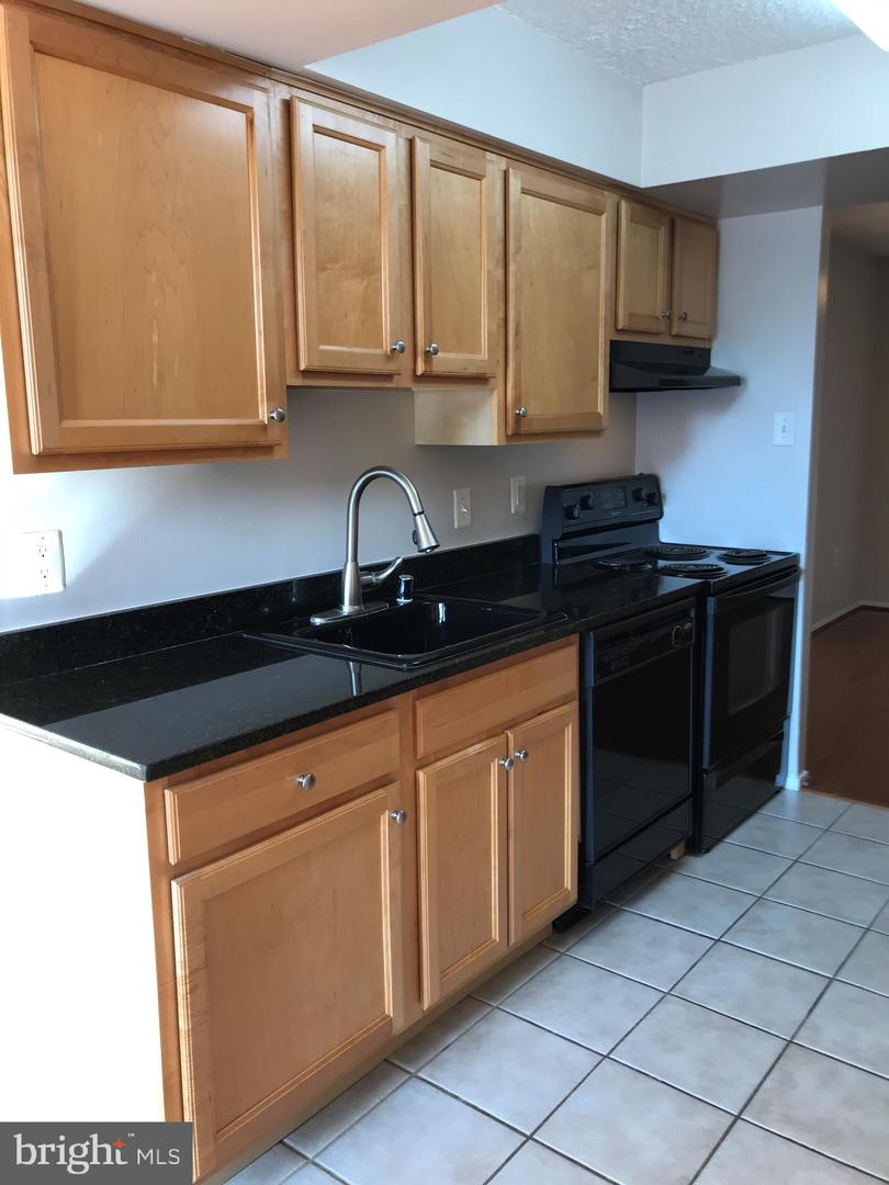 4500 S Four Mile Run Dr #317 Property Photo 12