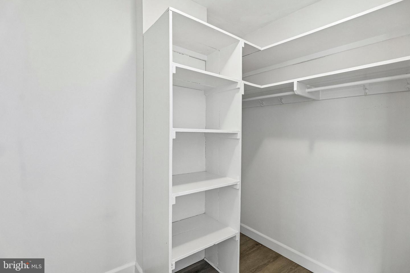 1021 Arlington Blvd #834 Property Photo 11