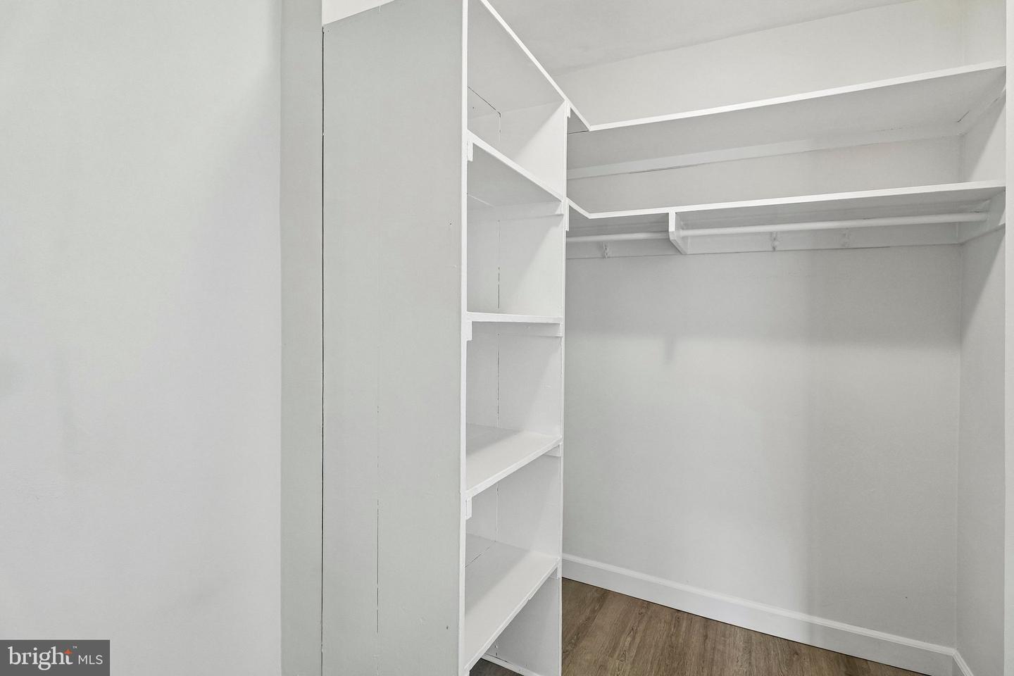 1021 Arlington Blvd #834 Property Photo 14