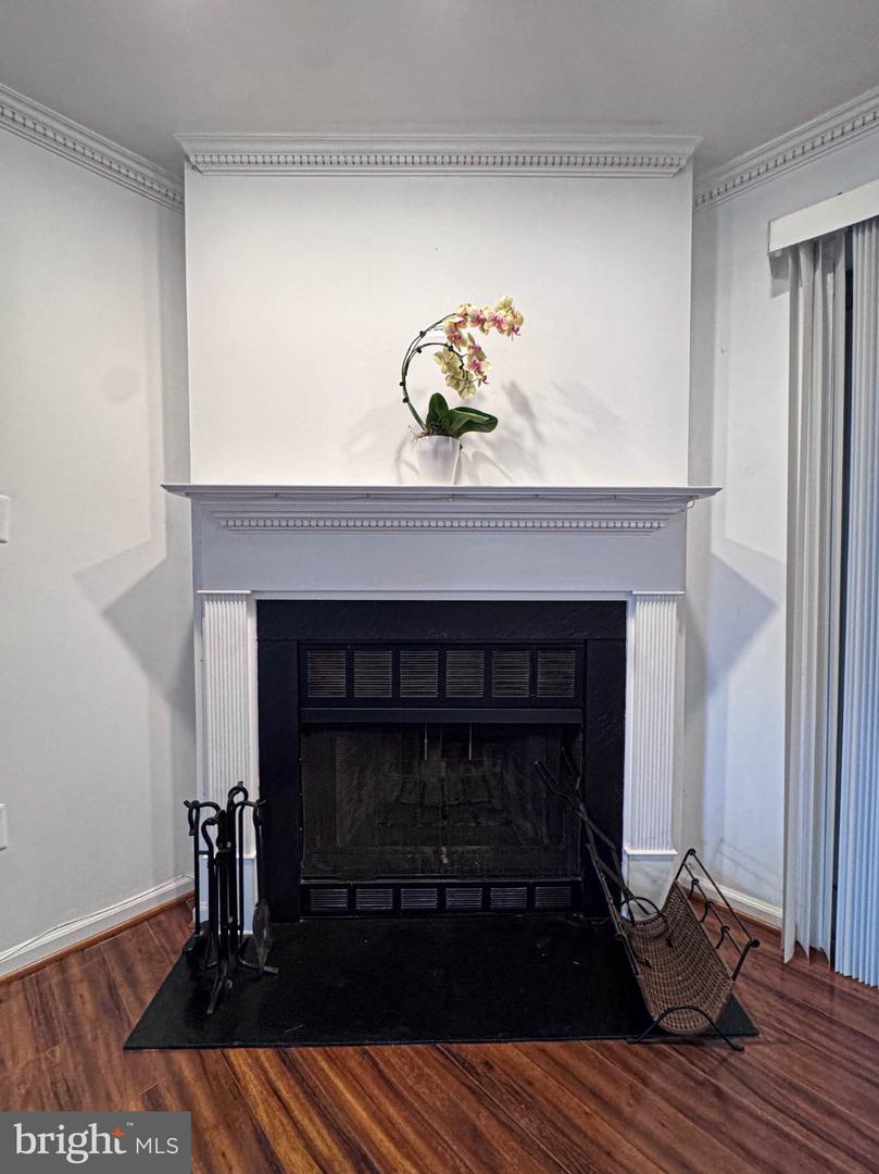 2604 E South Arlington Mill Dr #e Property Photo 5