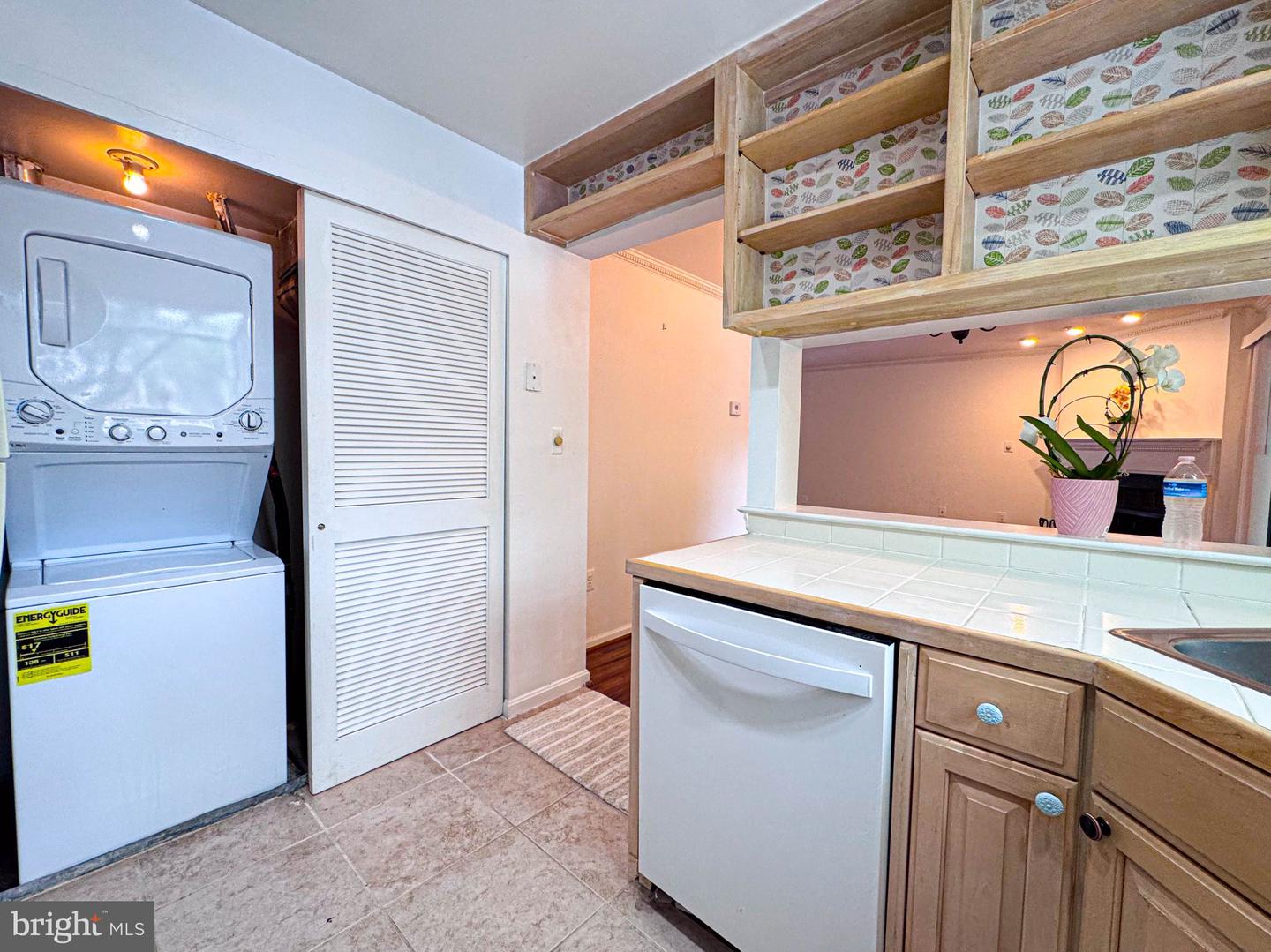 2604 E South Arlington Mill Dr #e Property Photo 7