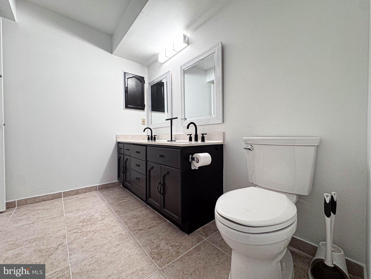 2604 E South Arlington Mill Dr #e Property Photo 23