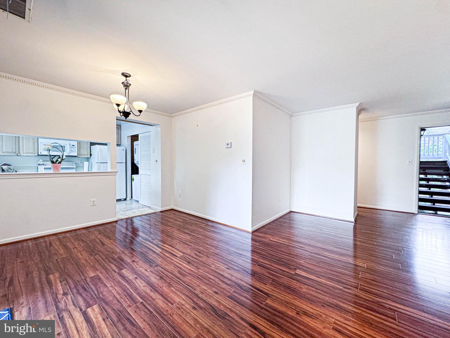 2604 E South Arlington Mill Dr #e Property Photo 30