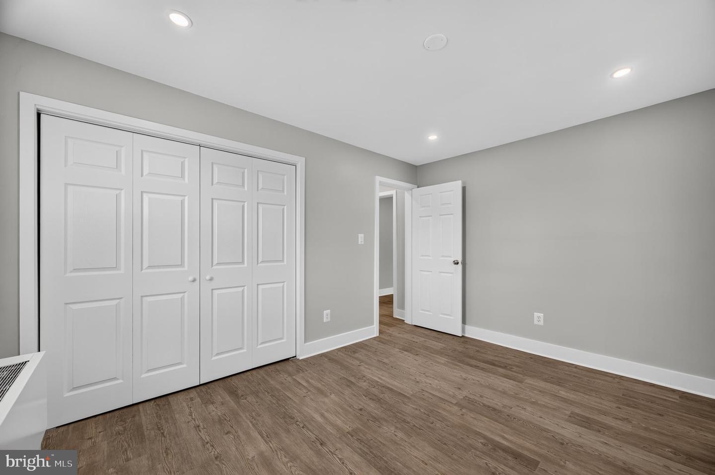 2026 N Vermont St #301 Property Photo 20