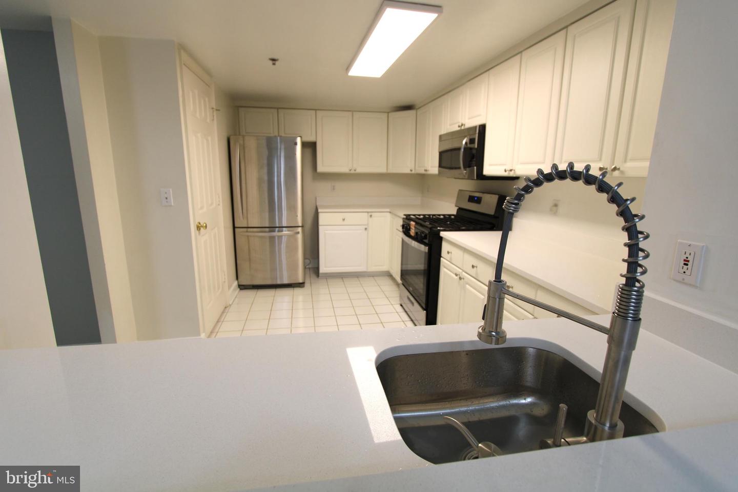 1045 N Utah St #2-210 Property Photo 10