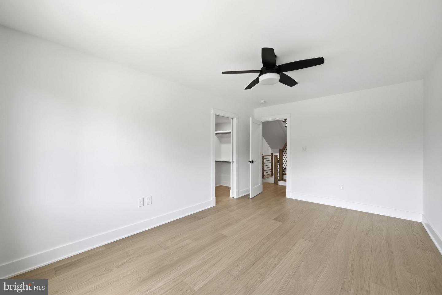 840 N Burlington St Property Photo 67