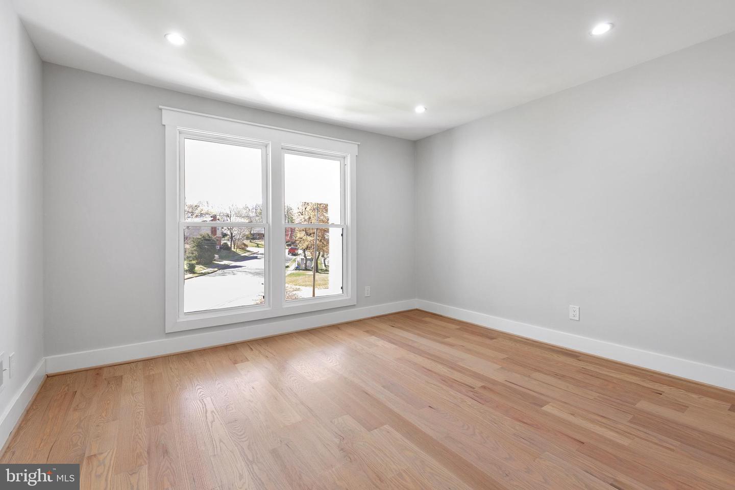 2100 S Pierce St Property Photo 30