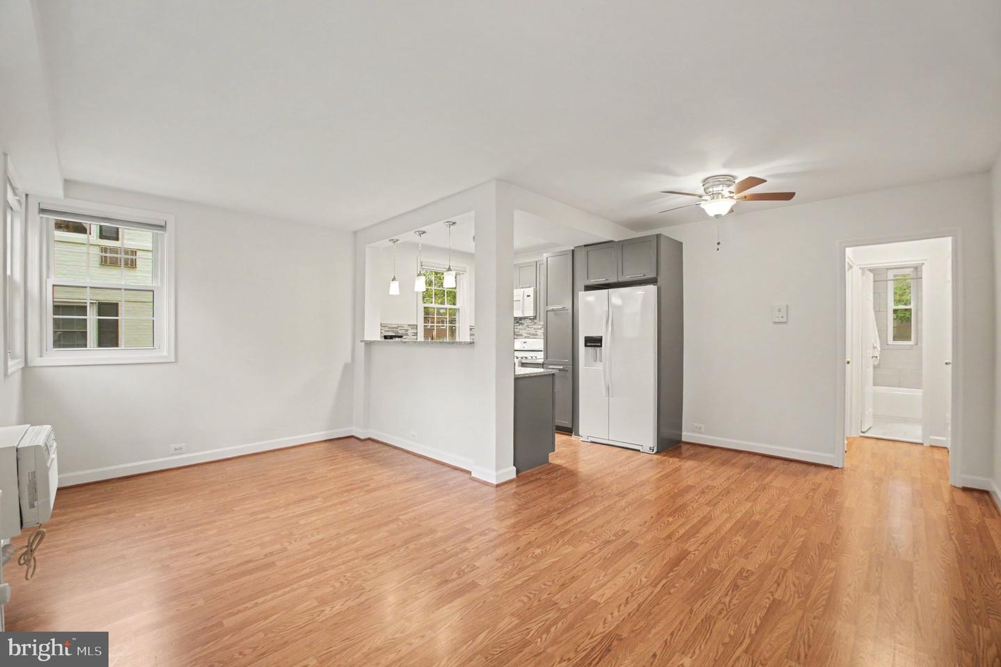 4318 N Pershing Dr #43181 Property Photo 2