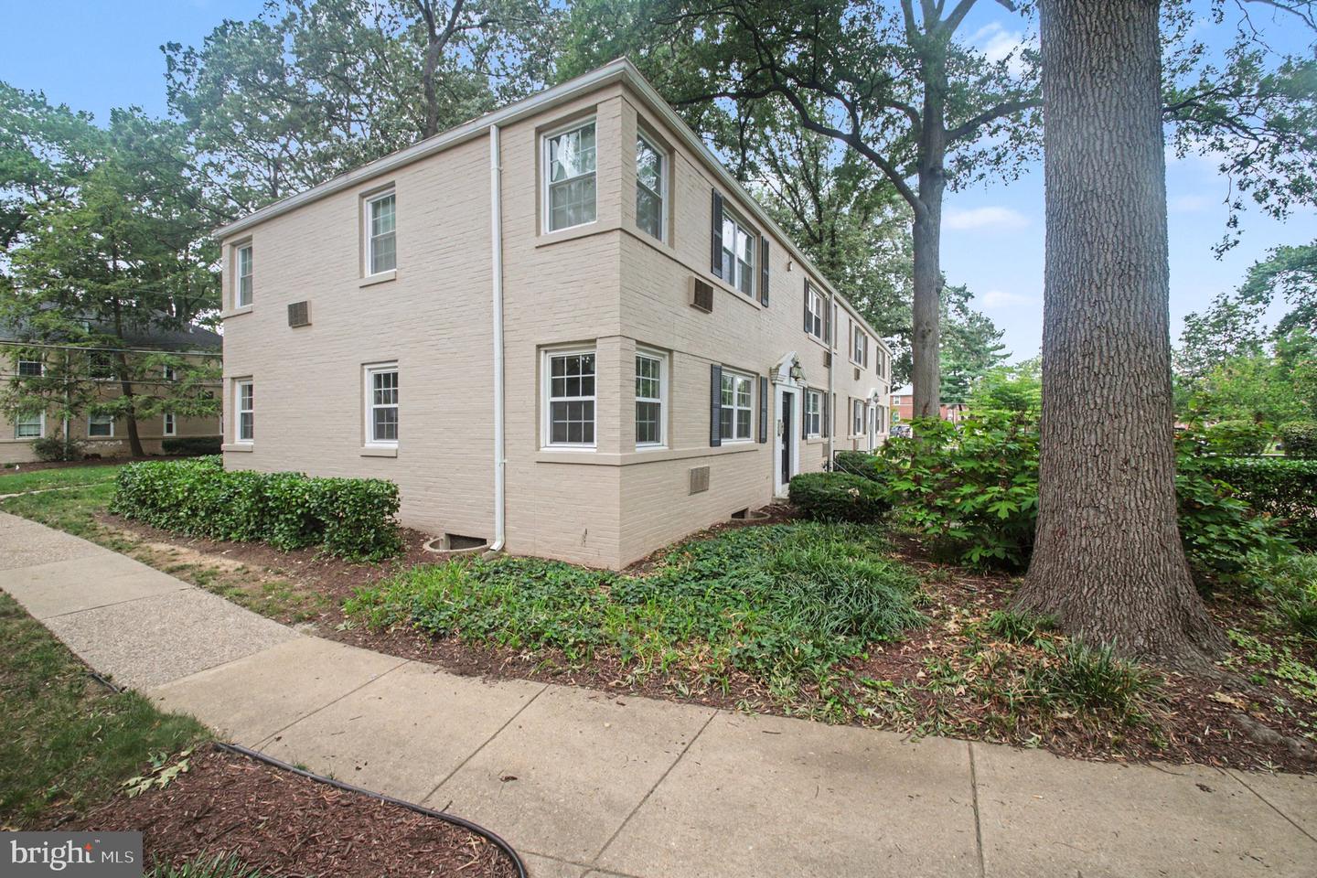 4318 N Pershing Dr #43181 Property Photo 19