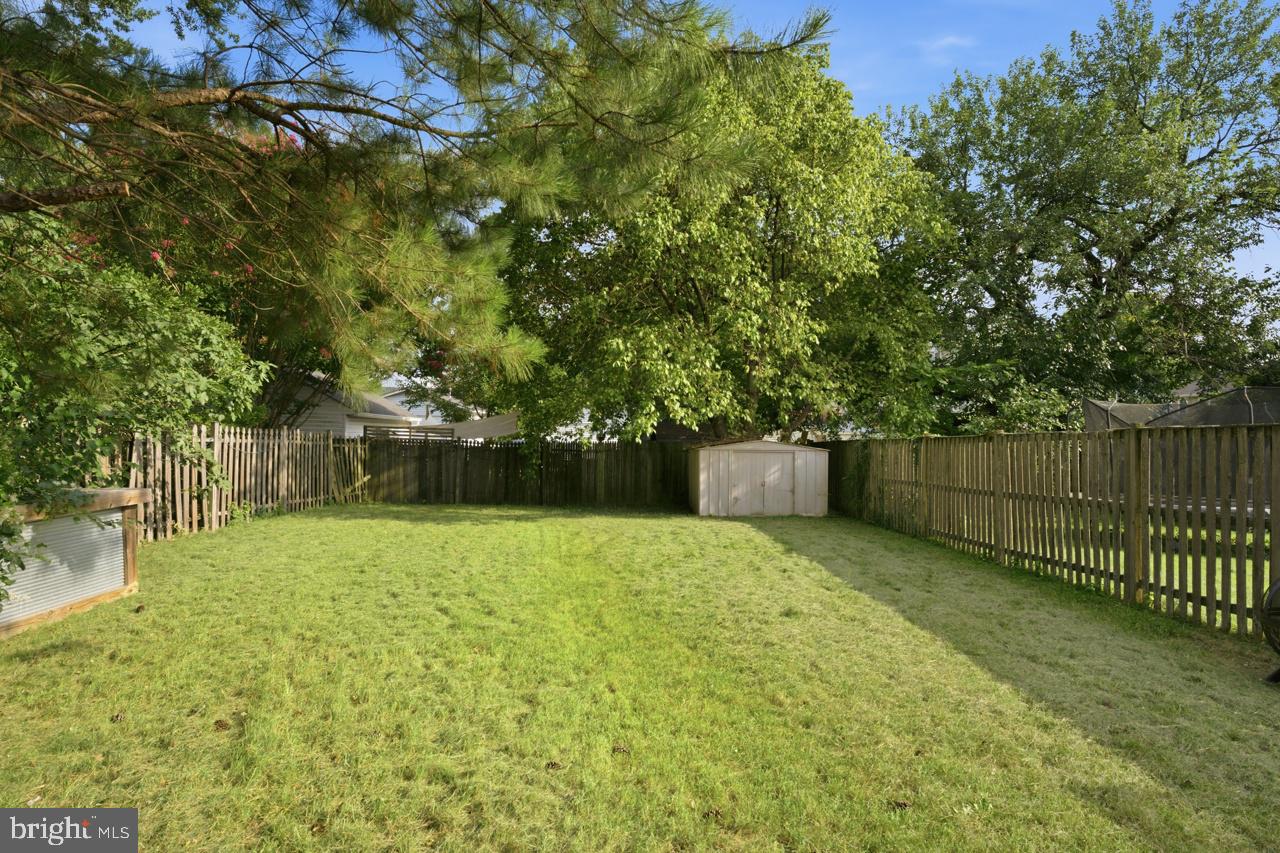 5616 8th St N Property Photo 4