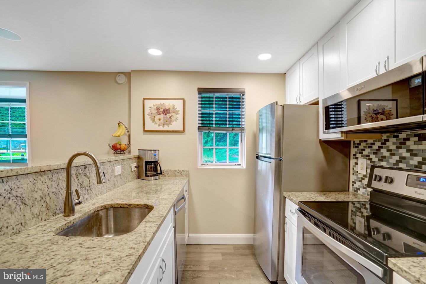 706 S Arlington Mill Dr #18103 Property Photo 7