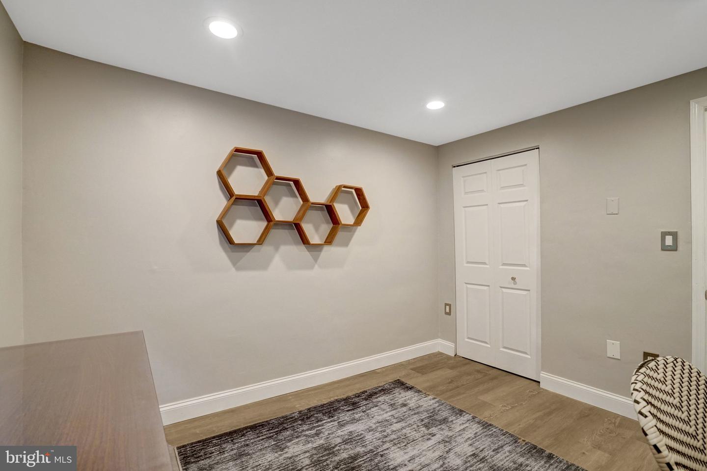 706 S Arlington Mill Dr #18103 Property Photo 16