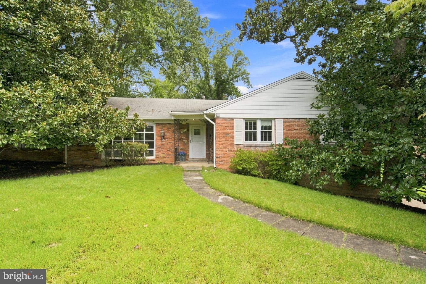 3617 N Monroe St Property Photo 1