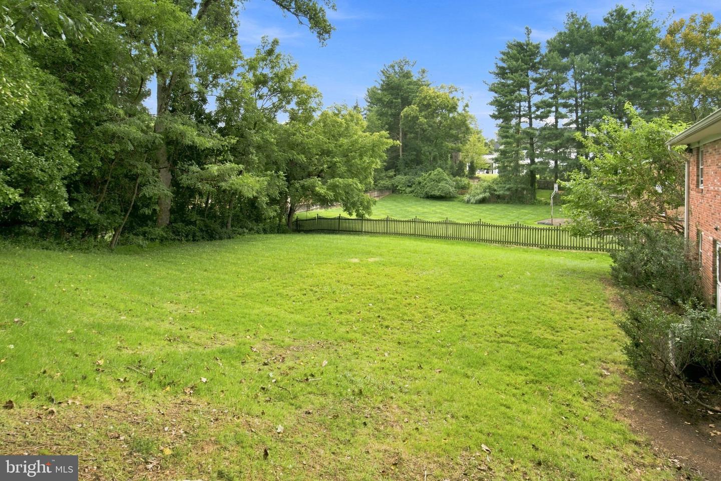 3617 N Monroe St Property Photo 2
