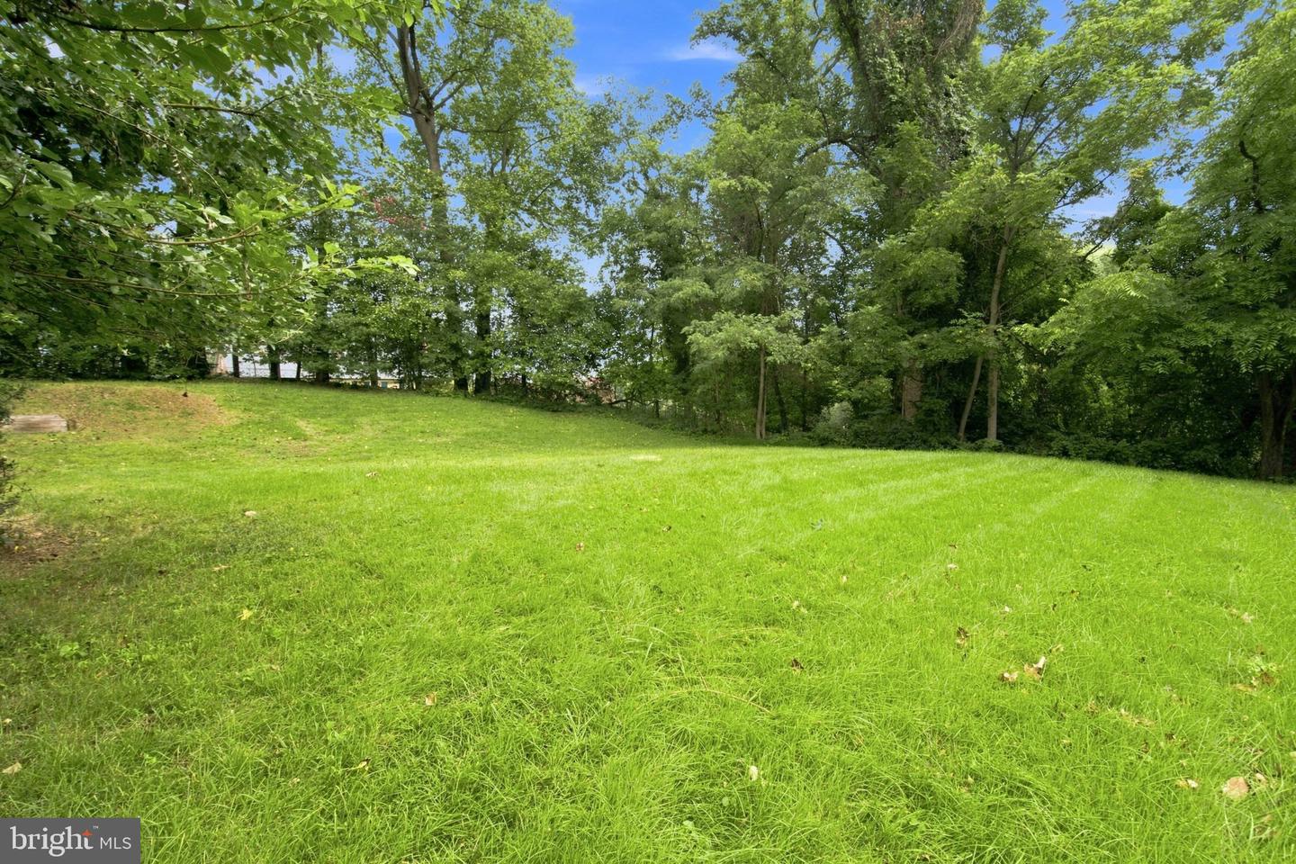 3617 N Monroe St Property Photo 25