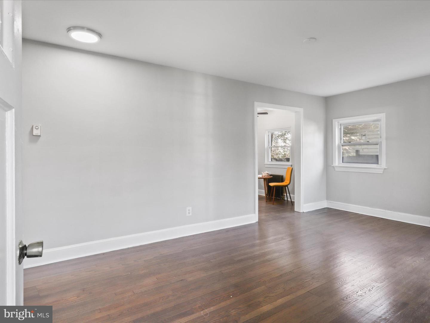 2608 Arlington Blvd Property Photo 4