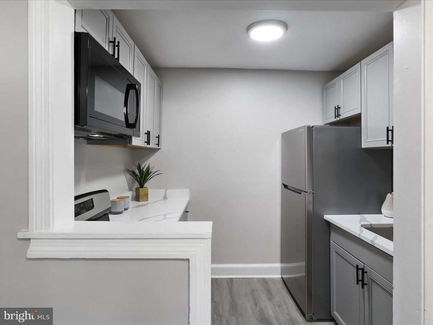 2608 Arlington Blvd Property Photo 11