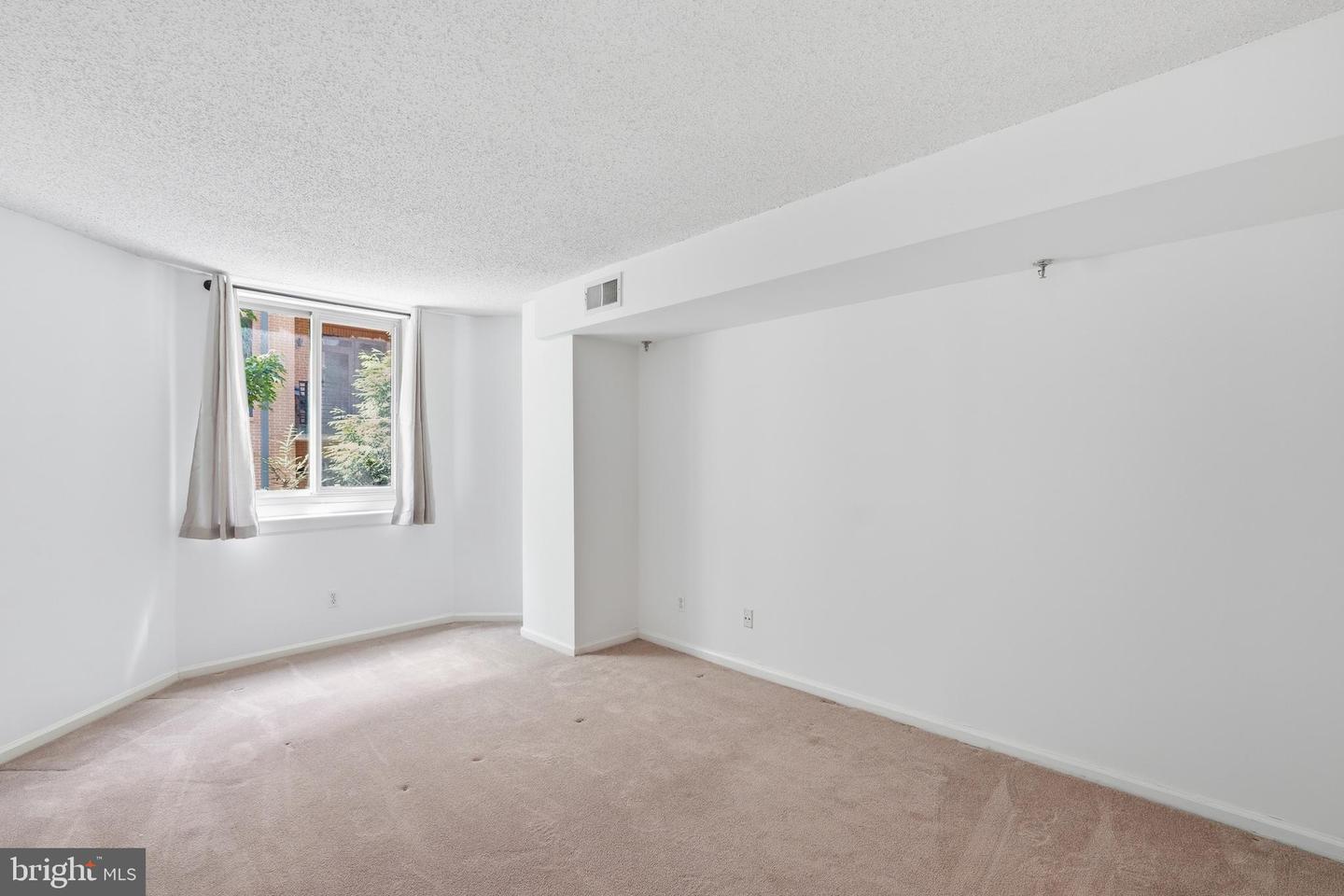 1024 N Utah St N #324 Property Photo 11