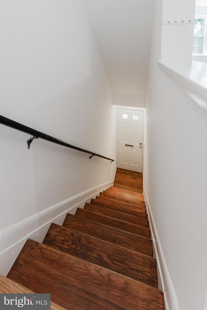 2725 S Walter Reed Dr #b Property Photo 2