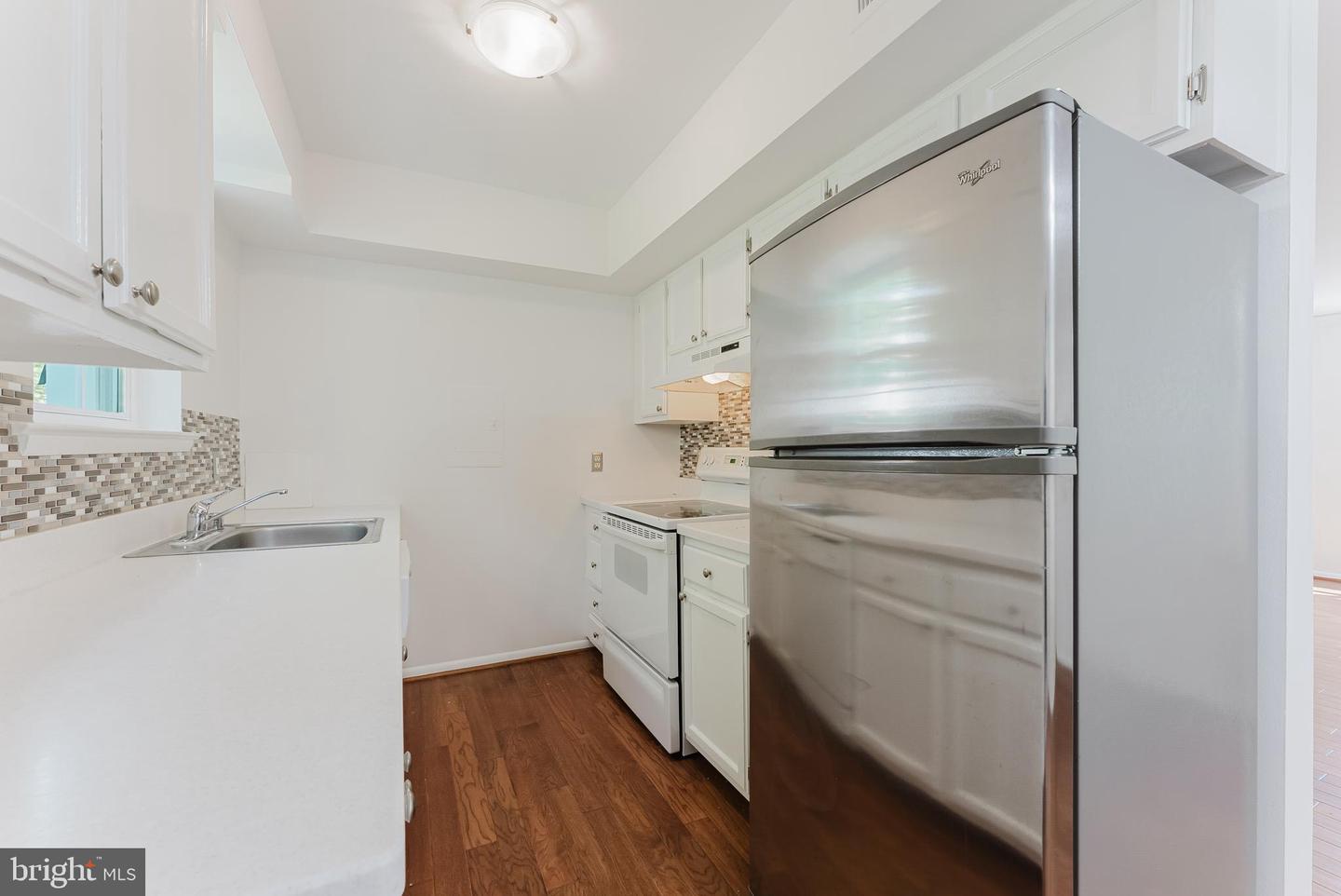 2725 S Walter Reed Dr #b Property Photo 11